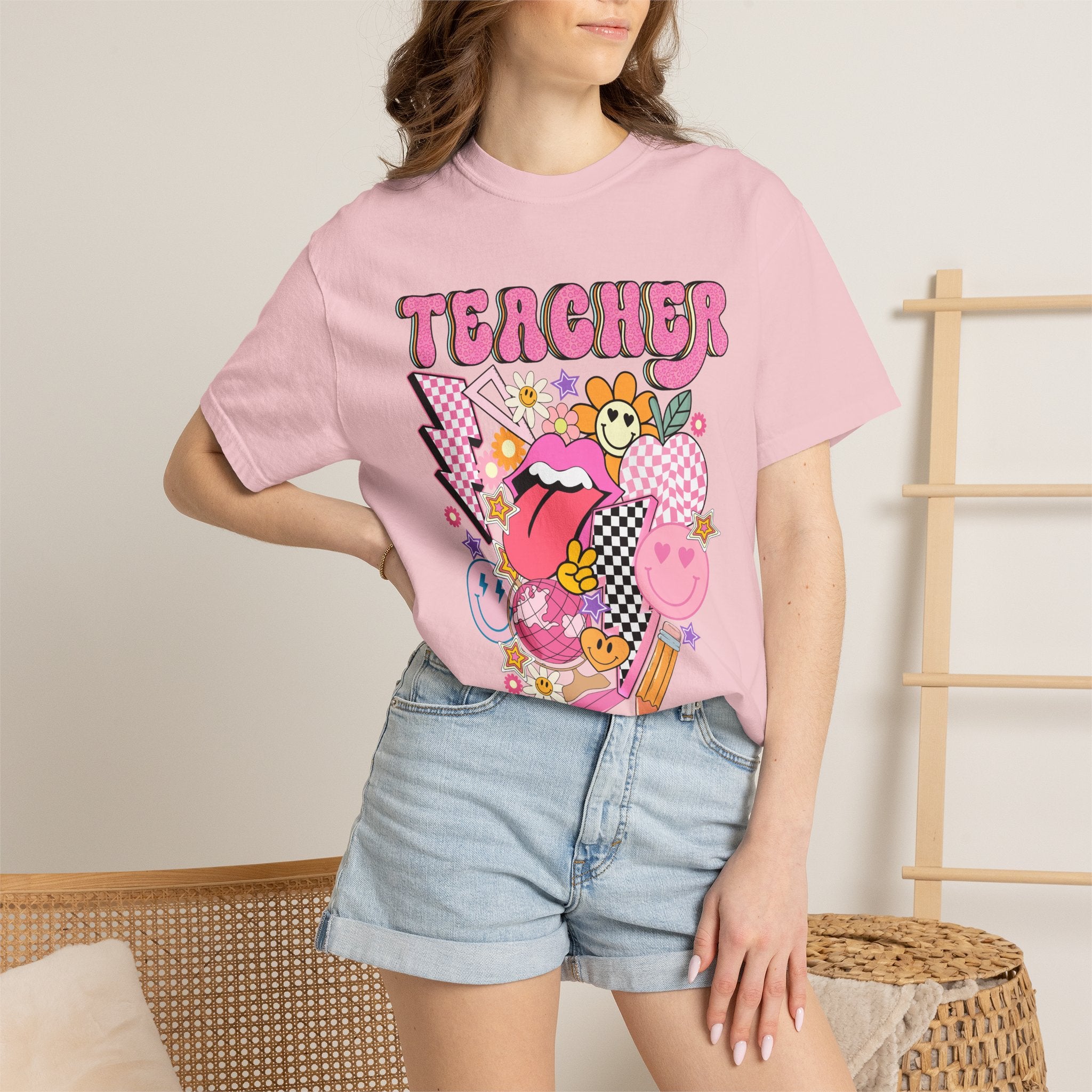 Teacher Retro Pop Graphic T‑Shirt — Cute Pink School Staff Shirt