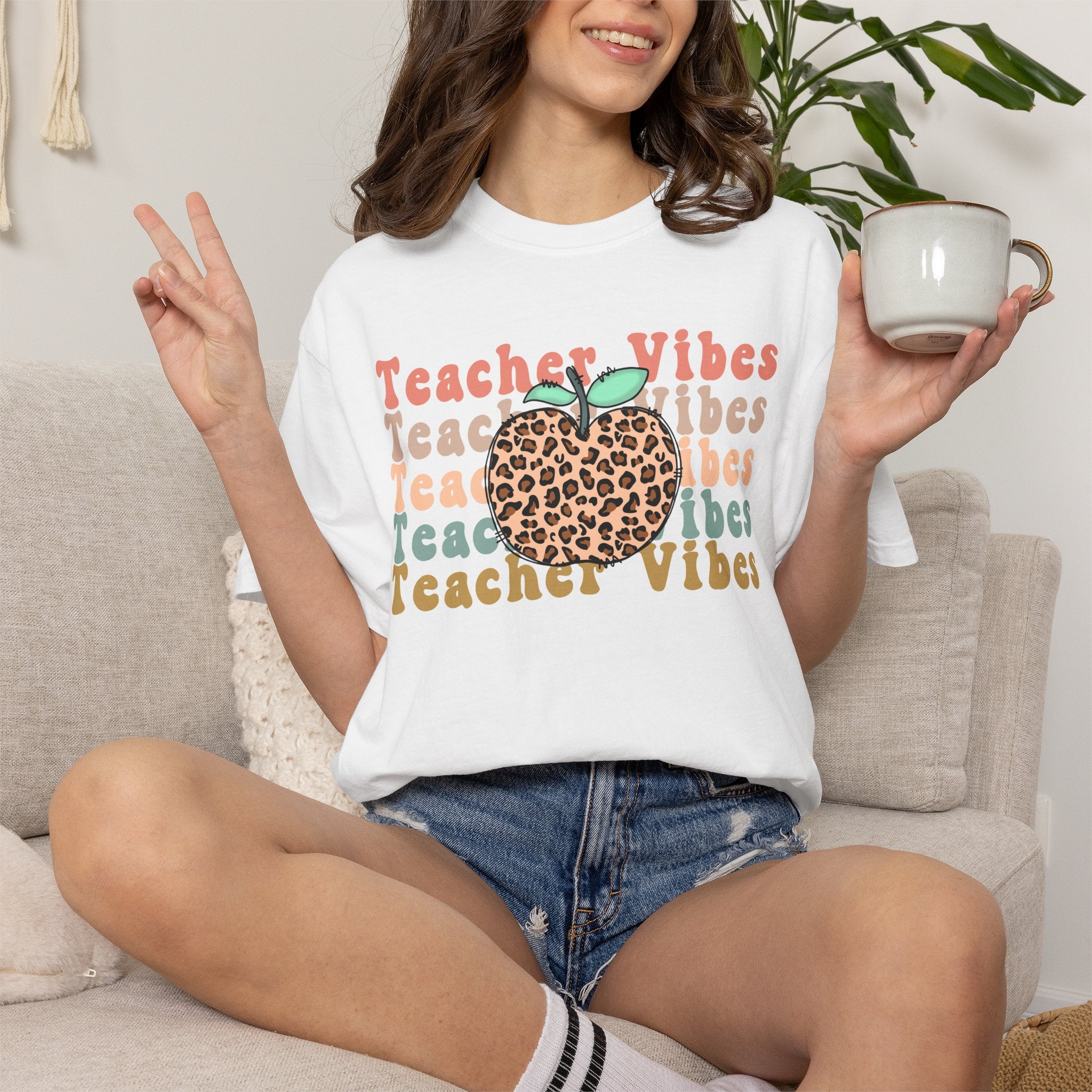 Teacher Vibes Leopard Apple T-Shirt