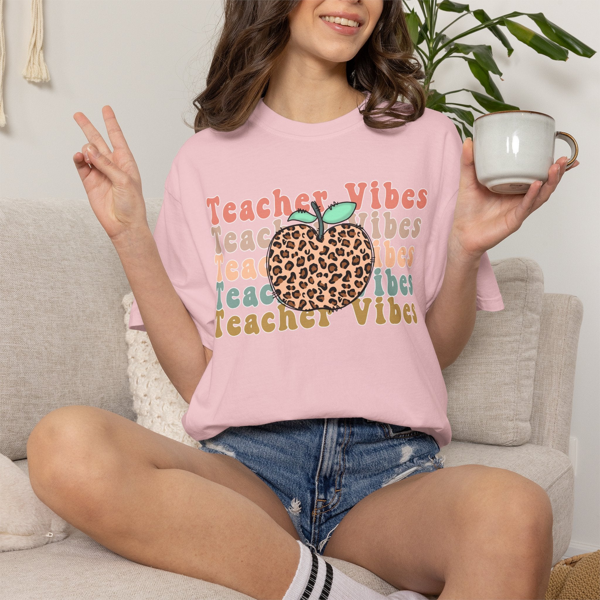 Teacher Vibes Leopard Apple T-Shirt