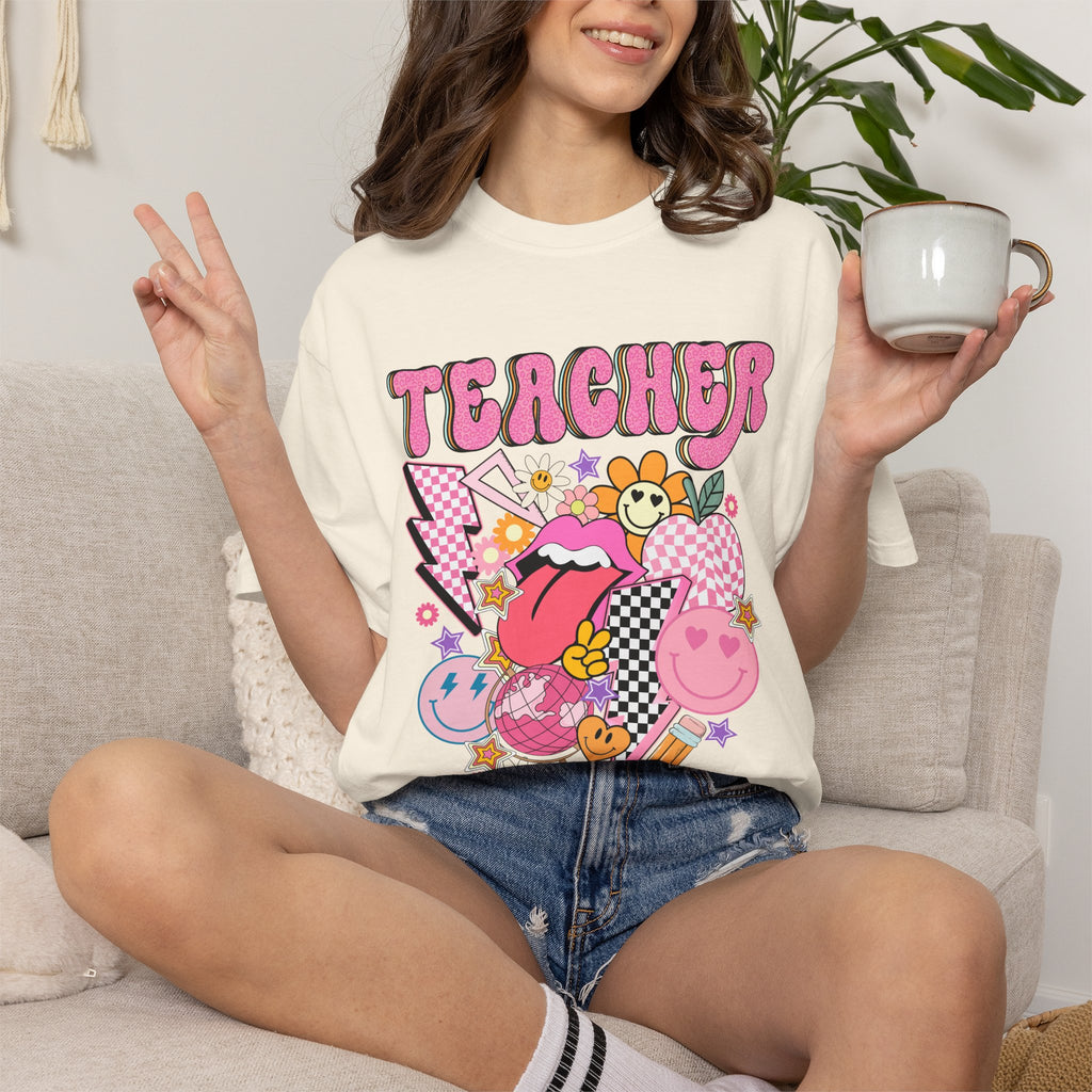Teacher Retro Pop Graphic T‑Shirt — Cute Pink School Staff Shirt