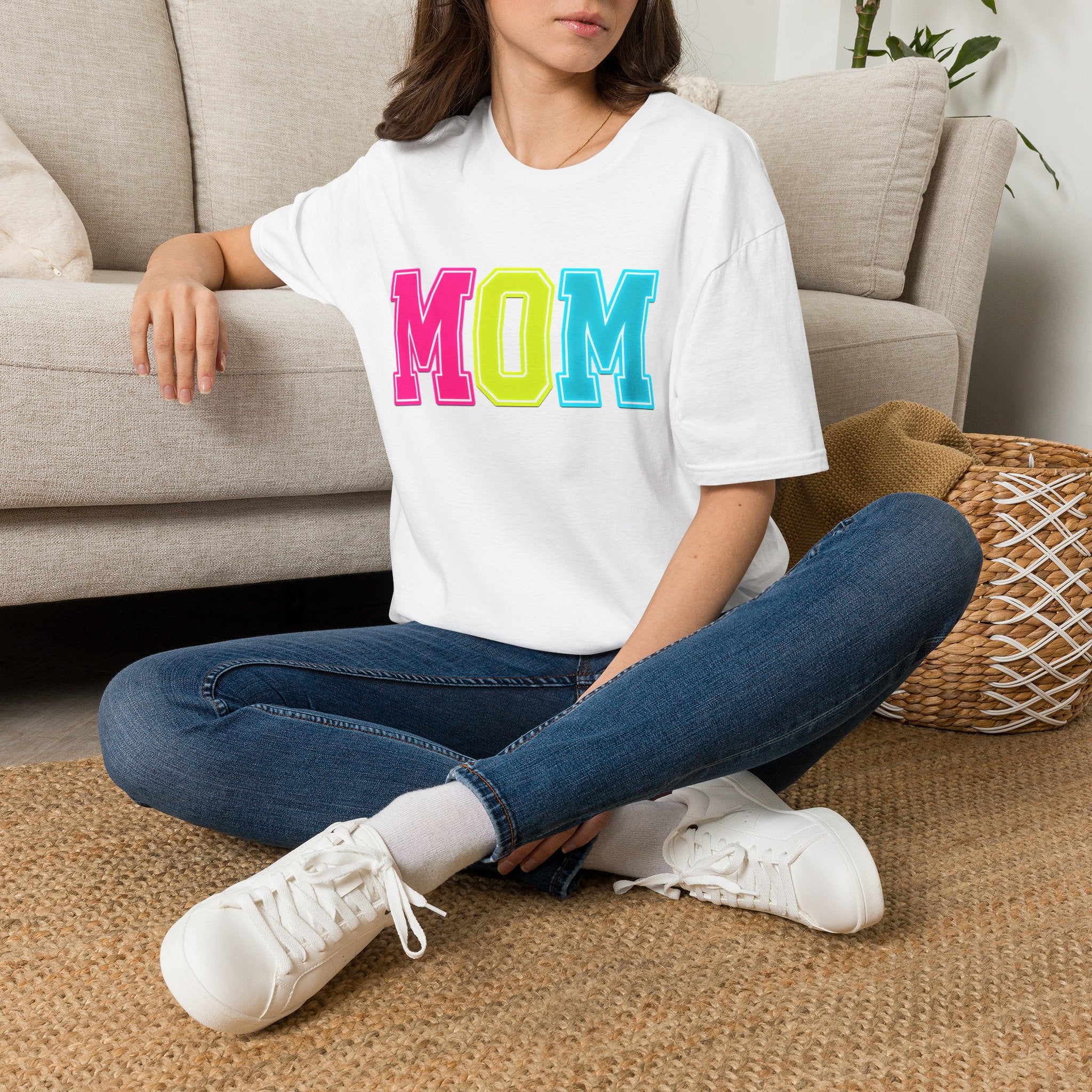 Mom Colorblock T-Shirt — Bright Retro MOM Graphic Tee for Mothers, Summer Vibe