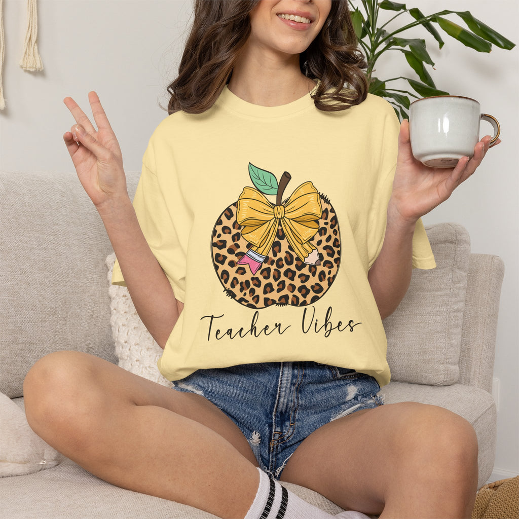 Teacher Vibes Leopard Pumpkin T-Shirt - Cute Fall Teacher Gift
