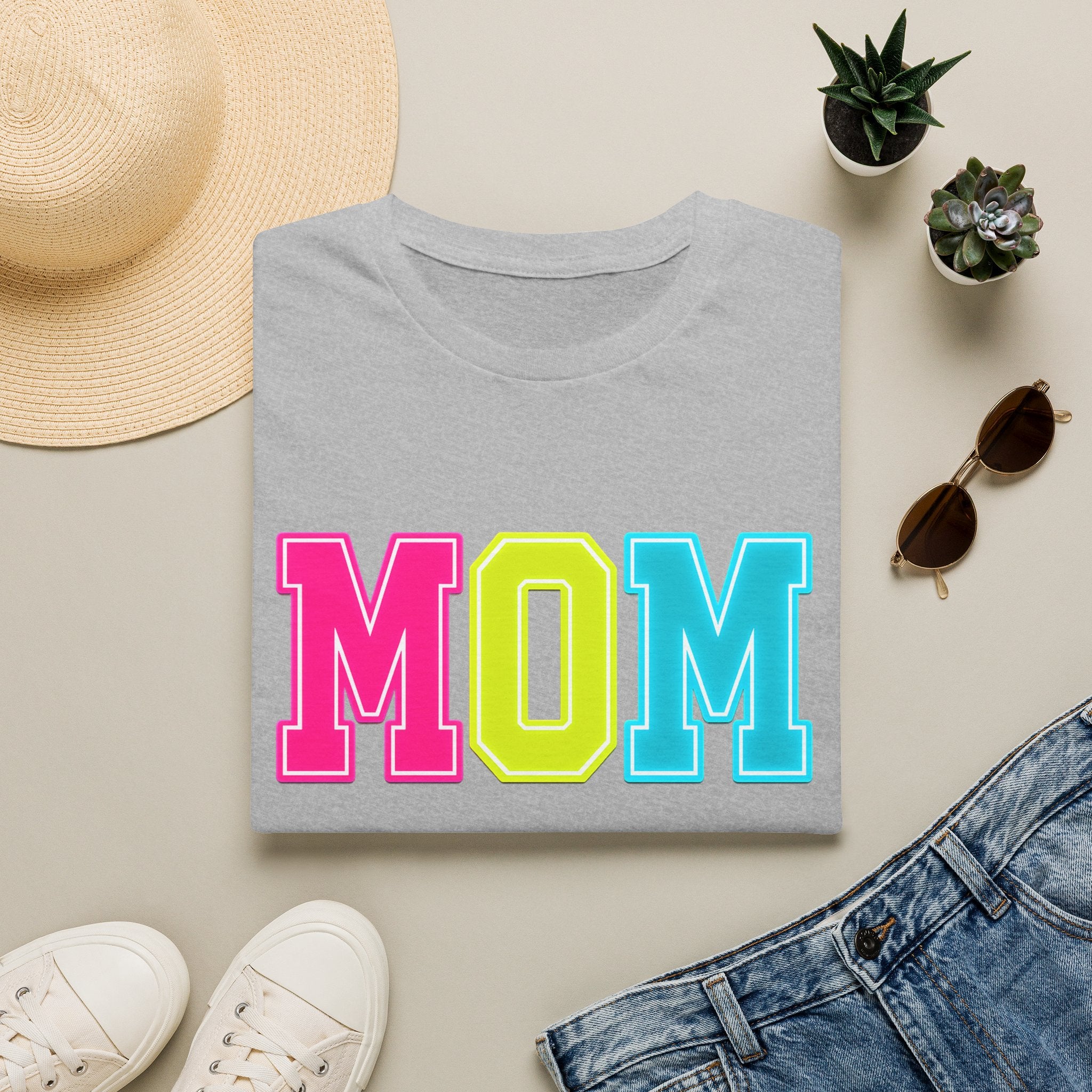 Mom Colorblock T-Shirt — Bright Retro MOM Graphic Tee for Mothers, Summer Vibe