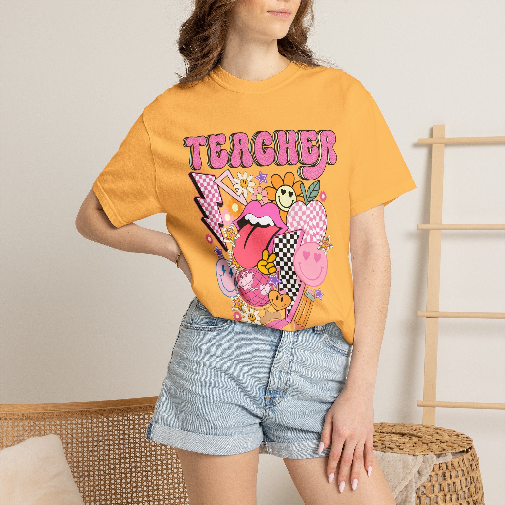 Teacher Retro Pop Graphic T‑Shirt — Cute Pink School Staff Shirt