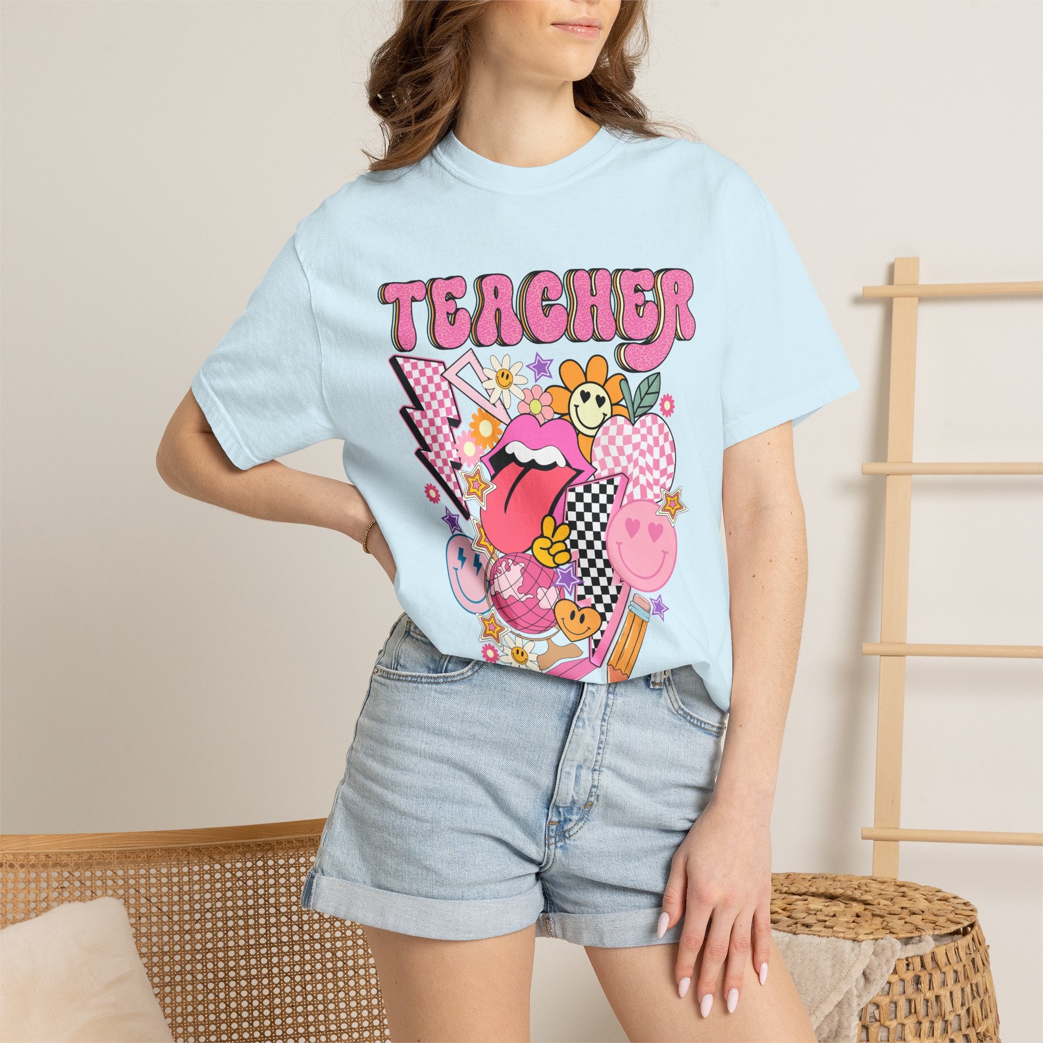 Teacher Retro Pop Graphic T‑Shirt — Cute Pink School Staff Shirt