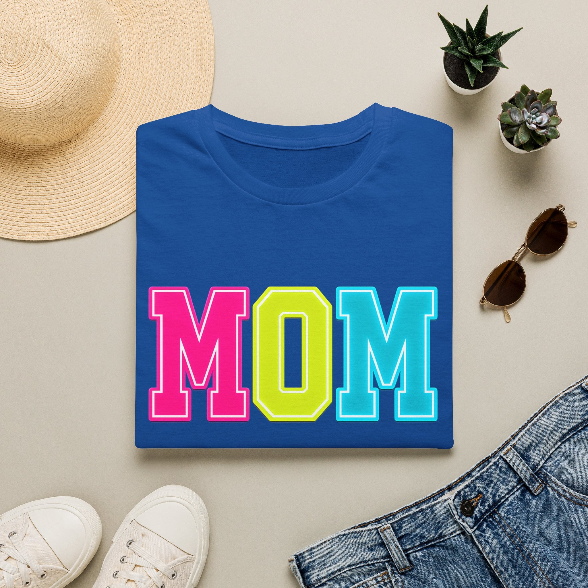 Mom Colorblock T-Shirt — Bright Retro MOM Graphic Tee for Mothers, Summer Vibe