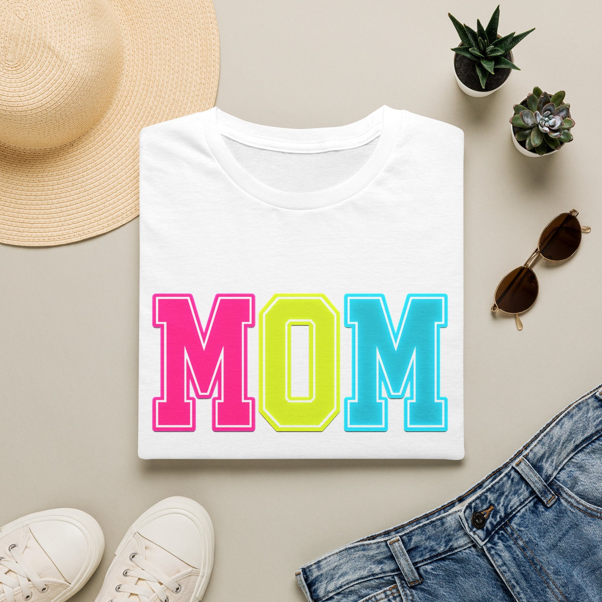 Mom Colorblock T-Shirt — Bright Retro MOM Graphic Tee for Mothers, Summer Vibe